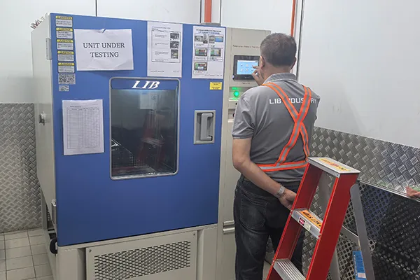 LIB Industry pone en acción la garantía de 3 años con las soluciones de campo en Malasia y Singapur